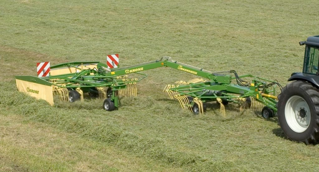 https://formattmachinery.com.au/krone-rake-swadro-710t/